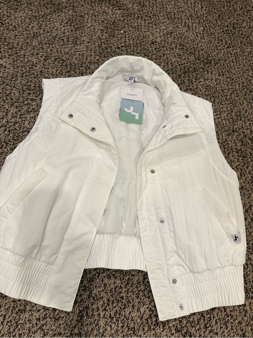 Cropped White Quilted Women's Vest - JoyLab